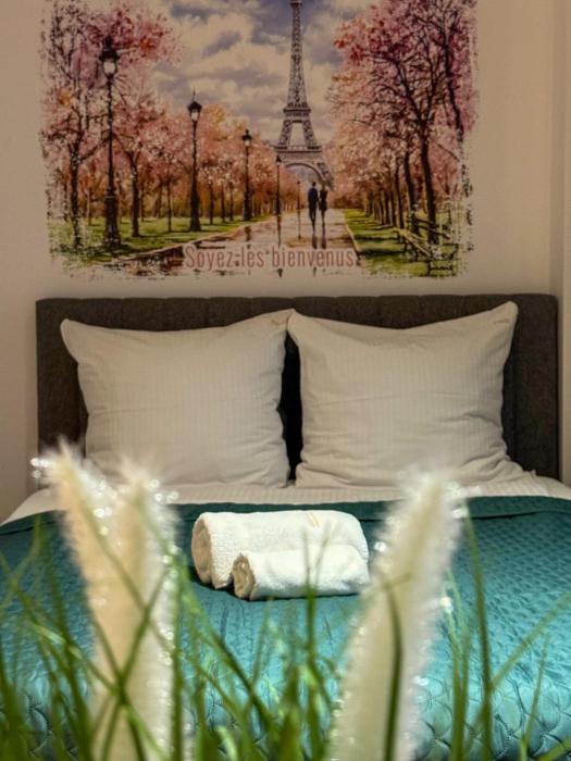 Sky Apartments Wola Tower