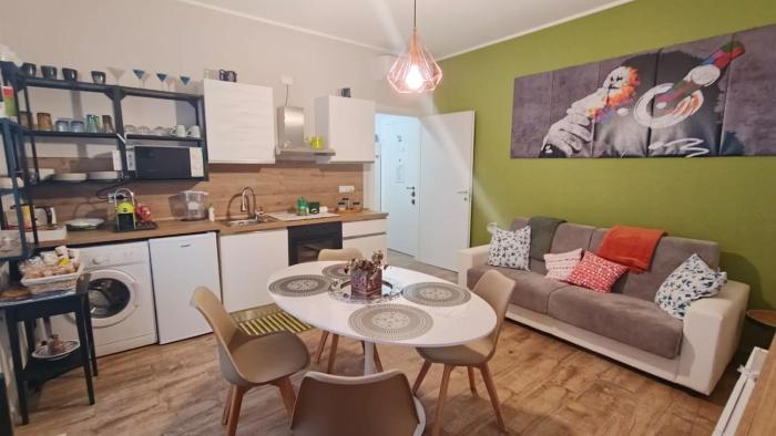 ongi Etorri b&b- Ripamonti,tram 24 per IEO, Policlinico, Fondazione Prada,Duomo