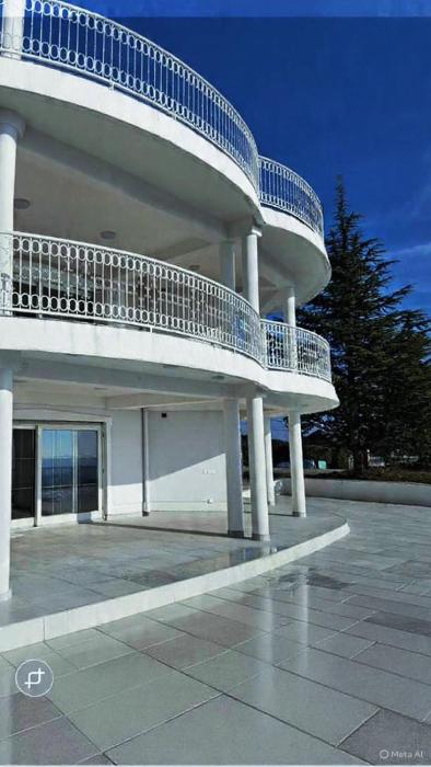 Horizon Escape Villa