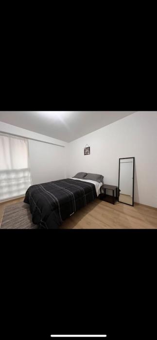 Habitación con baño privado, duplex con ambientes compartidos