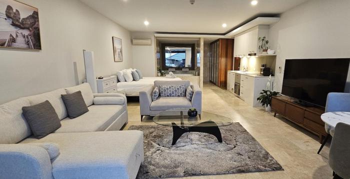 Happy Hour at 310 Coastal Top Floor with Pool View