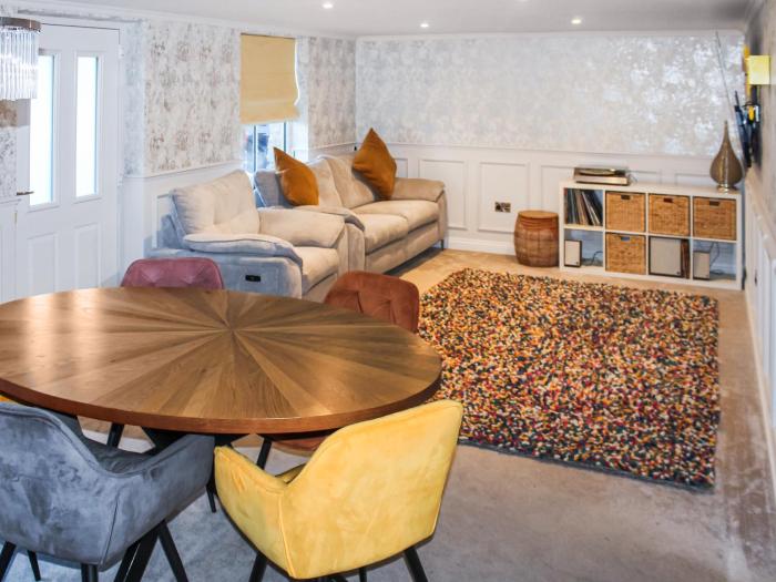 The Pump House - Uk50648