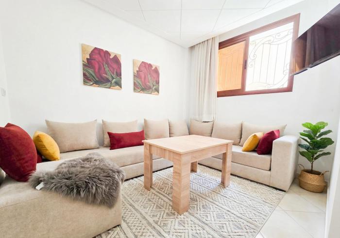 Agadir Family with Huge Private Terrace And WiFi