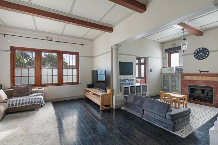 Family Home in Avenue De Le Hermite Fresnaye