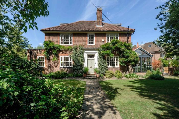 Beautiful Family Home with Garden & Pool - Wimbledon