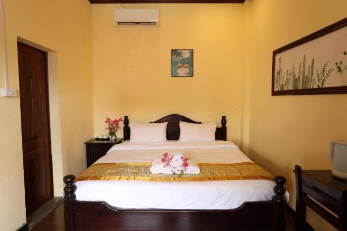 We House Guest Hotel