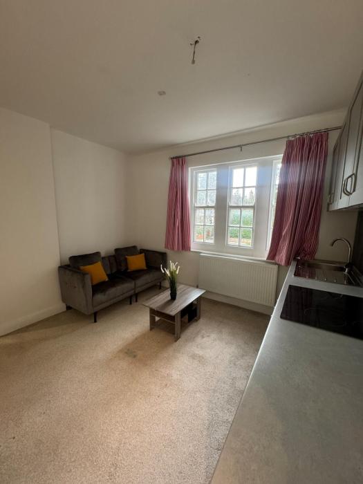 Cozy 1BR Next to East Finchley Station, N2