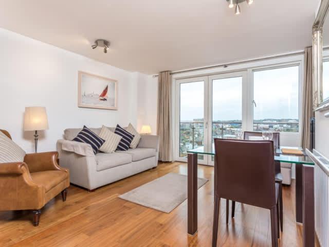 Curlew - In the Heart of Poole Town, Moments from Poole Quay