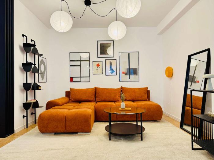 Joy City Stay Vivalia V8-8 with Massage Chair