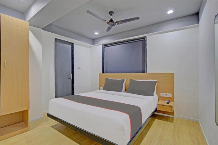 Collection O Depearl Hotel