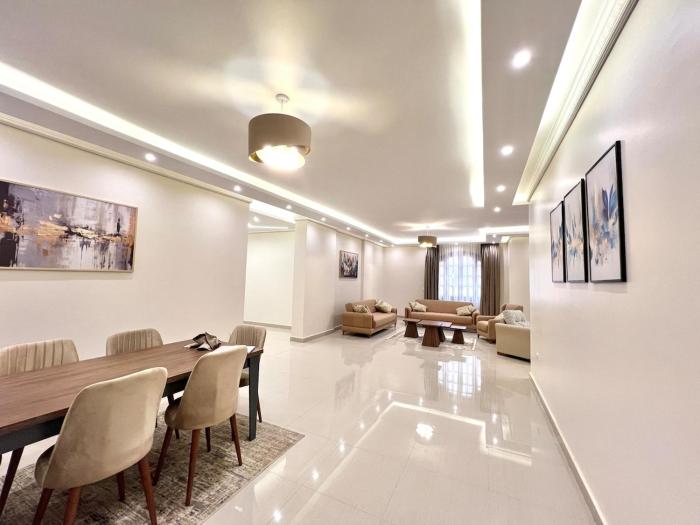spacious apartment new cairo