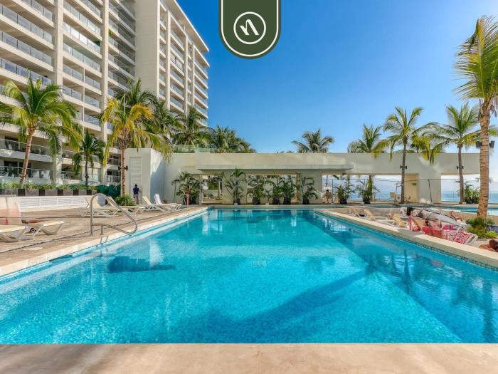 Amazing Oceanfront 1BR Condo - Rooftop Pool