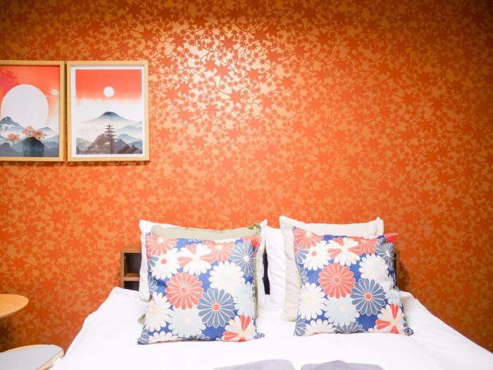 Triphome Shinokubo WUJI New Open