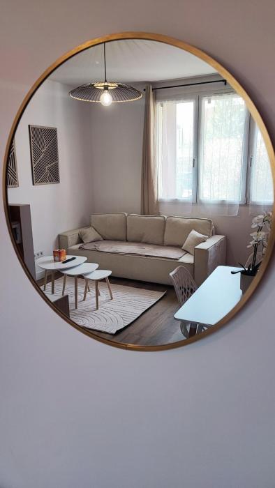 Appartement moderne pour 4-Parking privé, métro à 5 minutes