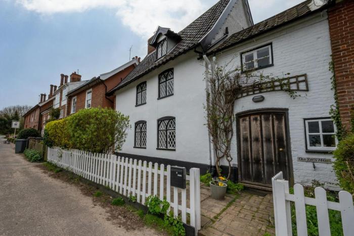 4 Bed in Saxmundham oc-oth