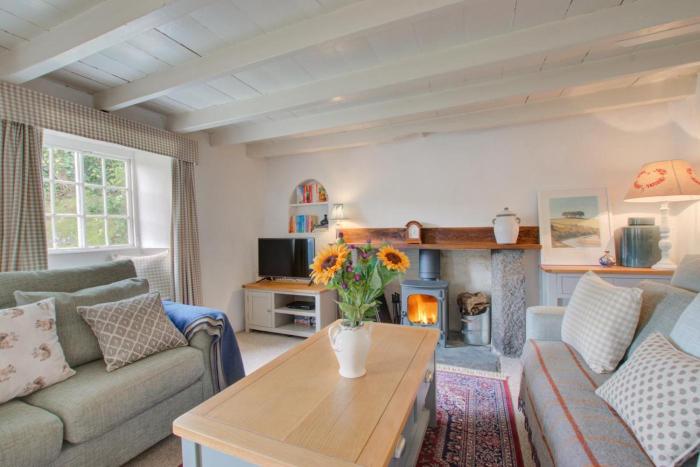 3 Bed in Helford oc-hcmimo