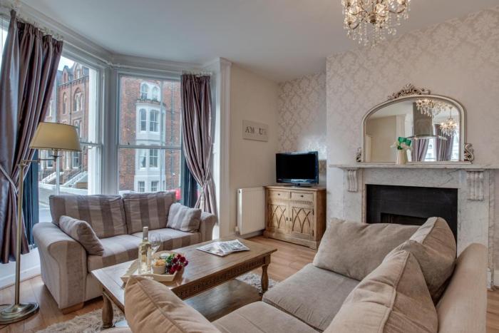 2 Bed in Whitby oc-w945