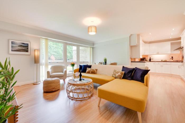 2 Bed in Carlyon Bay oc-crinni