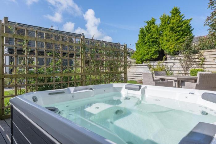 3 Bed in Aberdovey oc-n29124