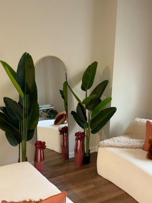 Luxury, Chic, Apt with Game Room, Movie Theatre, & 24hr Gym