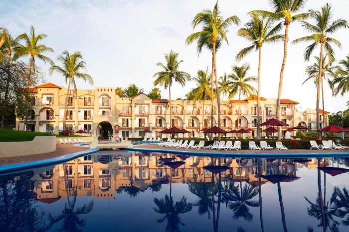 Grand Decameron Complex Bucerias, A Trademark All-Inclusive Resort