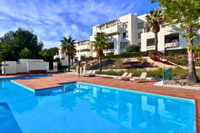 Premium Apartment in Las Colinas Golf Pool & Terrace