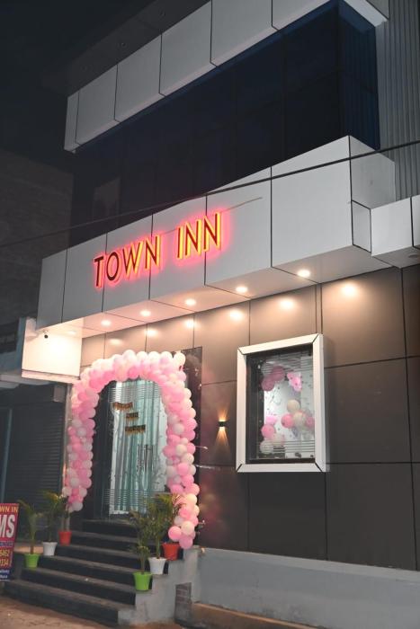Hotel Town Inn Near Railway Station Mathura