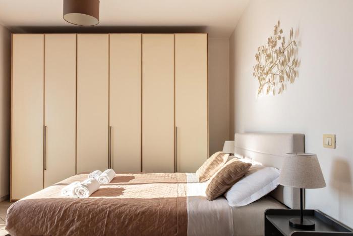 De Homes - Appartamento moderno con Balcone vicino Assago e Milano