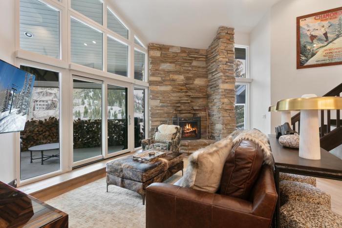 Ski Retreat - Hot Tub - 2BR Loft