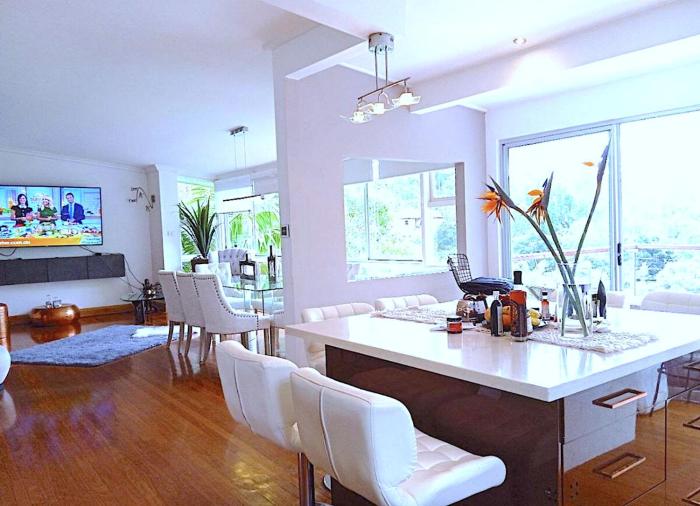 Grand Haven with Sea view For Executives and Remote Adults only City Close