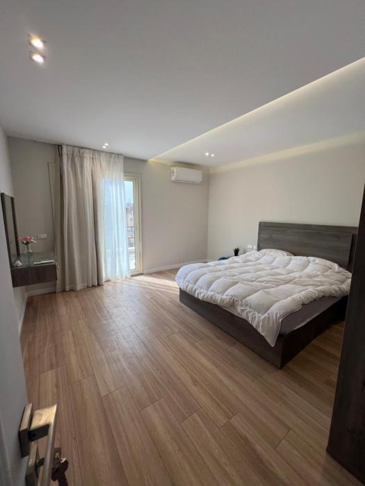 Panorama 2BDR Radiant Roof I 5 min to Airport