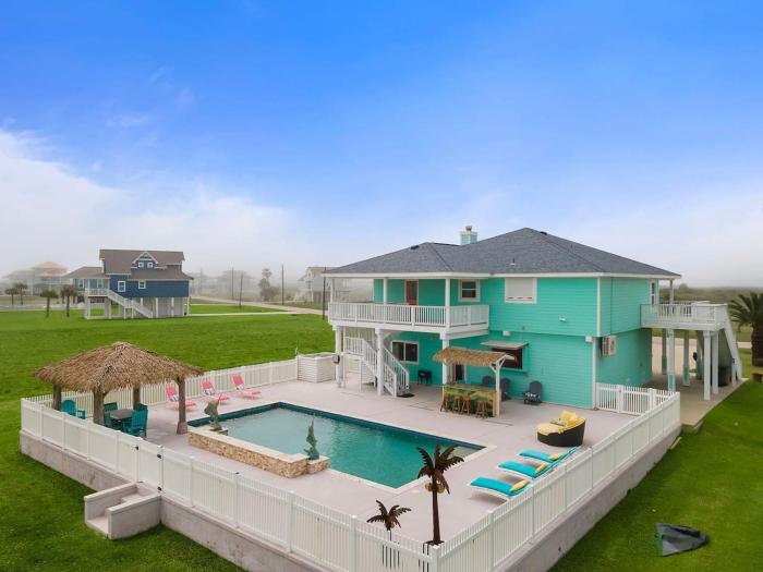 Ranger Resort Near the Beach