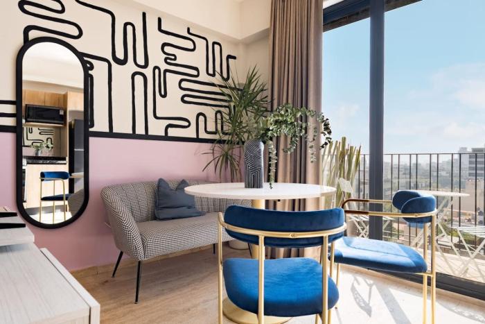 Loft de diseno con aire acondicionado y cama king size