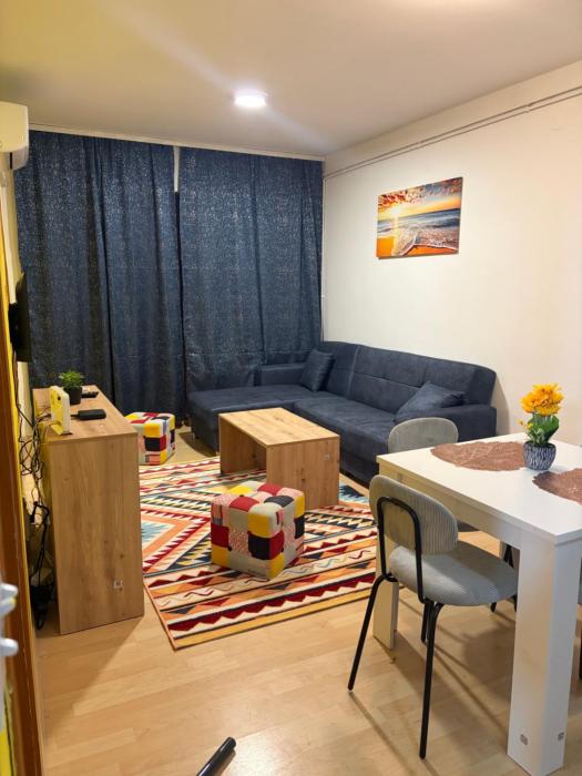 Sunny two bedroom in Rakovica