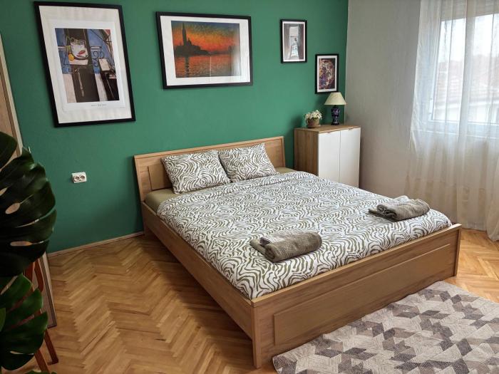Center rooms
