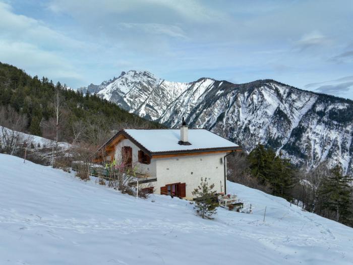 Chalet Mayens du Rudet by Interhome