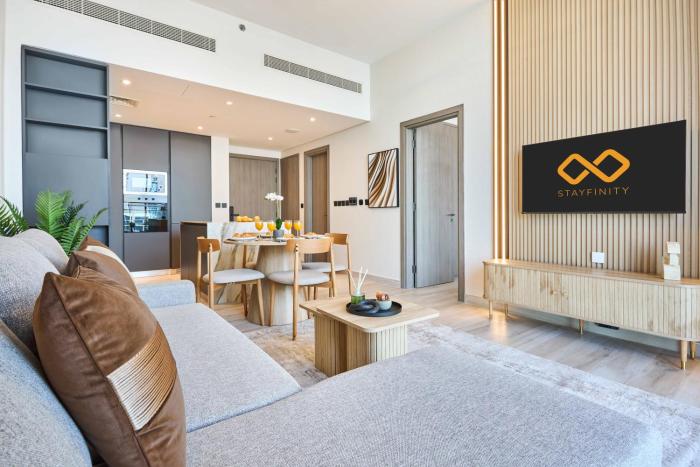 Stylish 1BR near Miracle Garden - Oxford Gardens