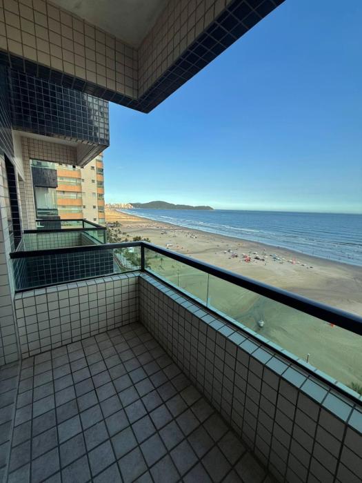 COBERTURA DUPLEX FRENTE MAR - 3 Quartos, Churrasqueira e Vista Mar