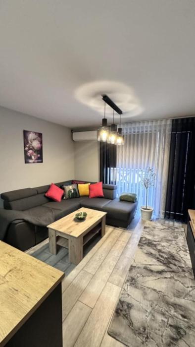 Луксозен Апартамент за нощувки