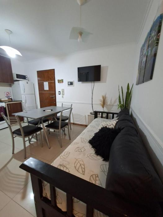 depto a pasos de la playa versace