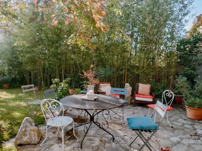Holiday Home Haus mit Charme Landschaft von Aix by Interhome