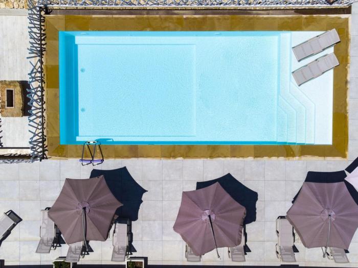 Apartment Wohnung GIallo mit Schwimmbad und Meerblick by Interhome