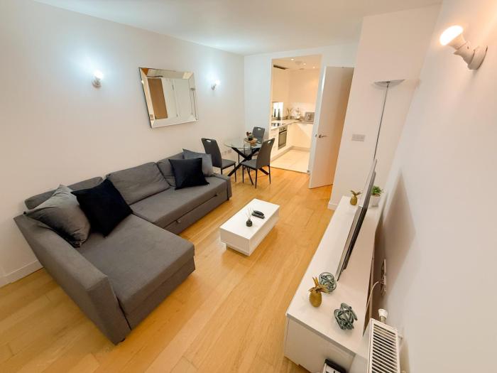 Cozy beautiful 1 bed flat 3 min walk to the tube