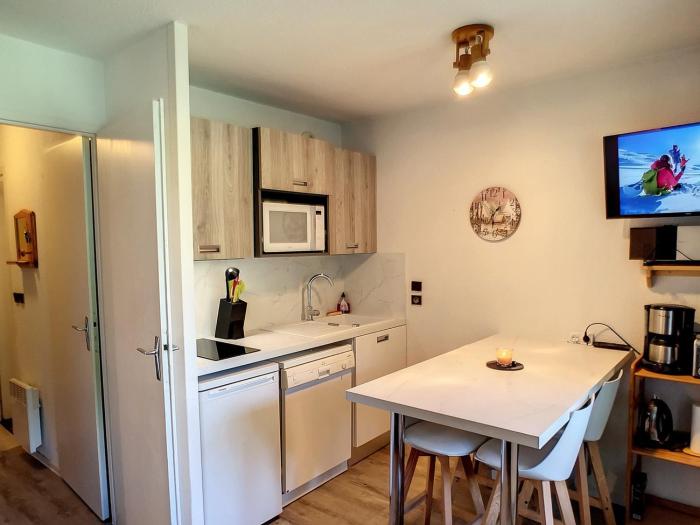 Studio 4 pers avec balcon, parking couvert et wifi gratuit - FR-1-178-175