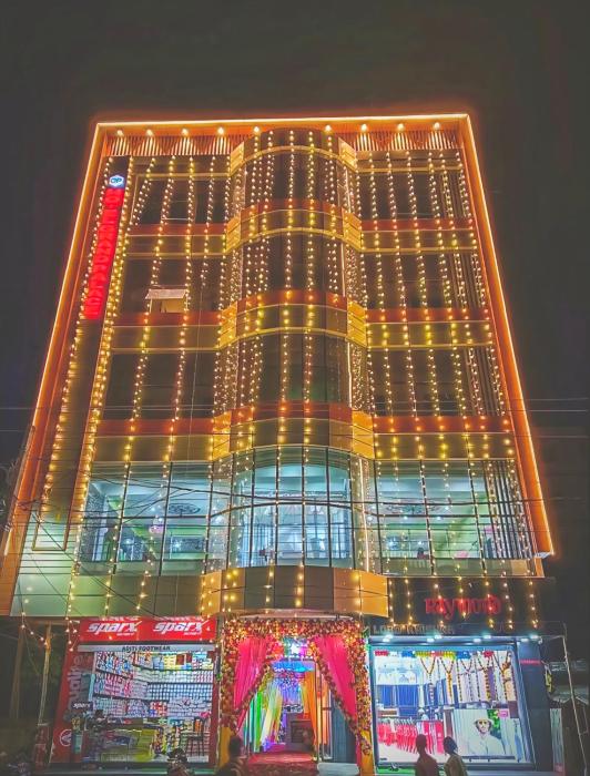 Grand Palace Hotel & Restaurant