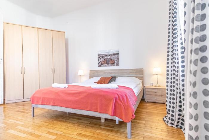 Affordable 2BR Apartment Near Wiener Stadthalle
