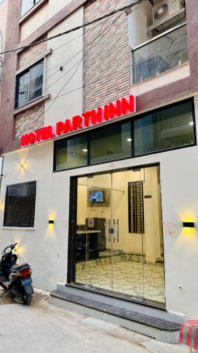 Hotel Parth Inn