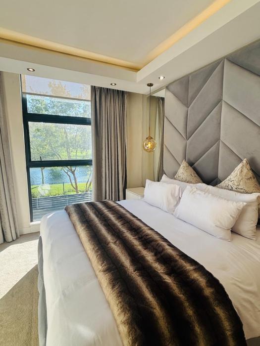 Houghton resort hotel executive suit