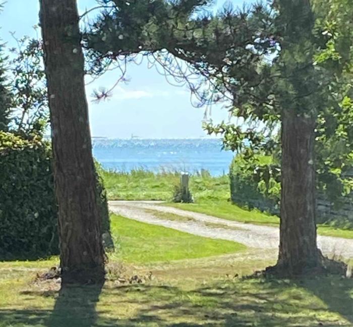 Idyllic Family Summer House 75 Meters From Coast