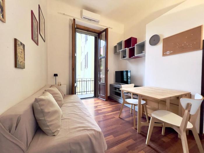 Bright apartment in the Stadera area